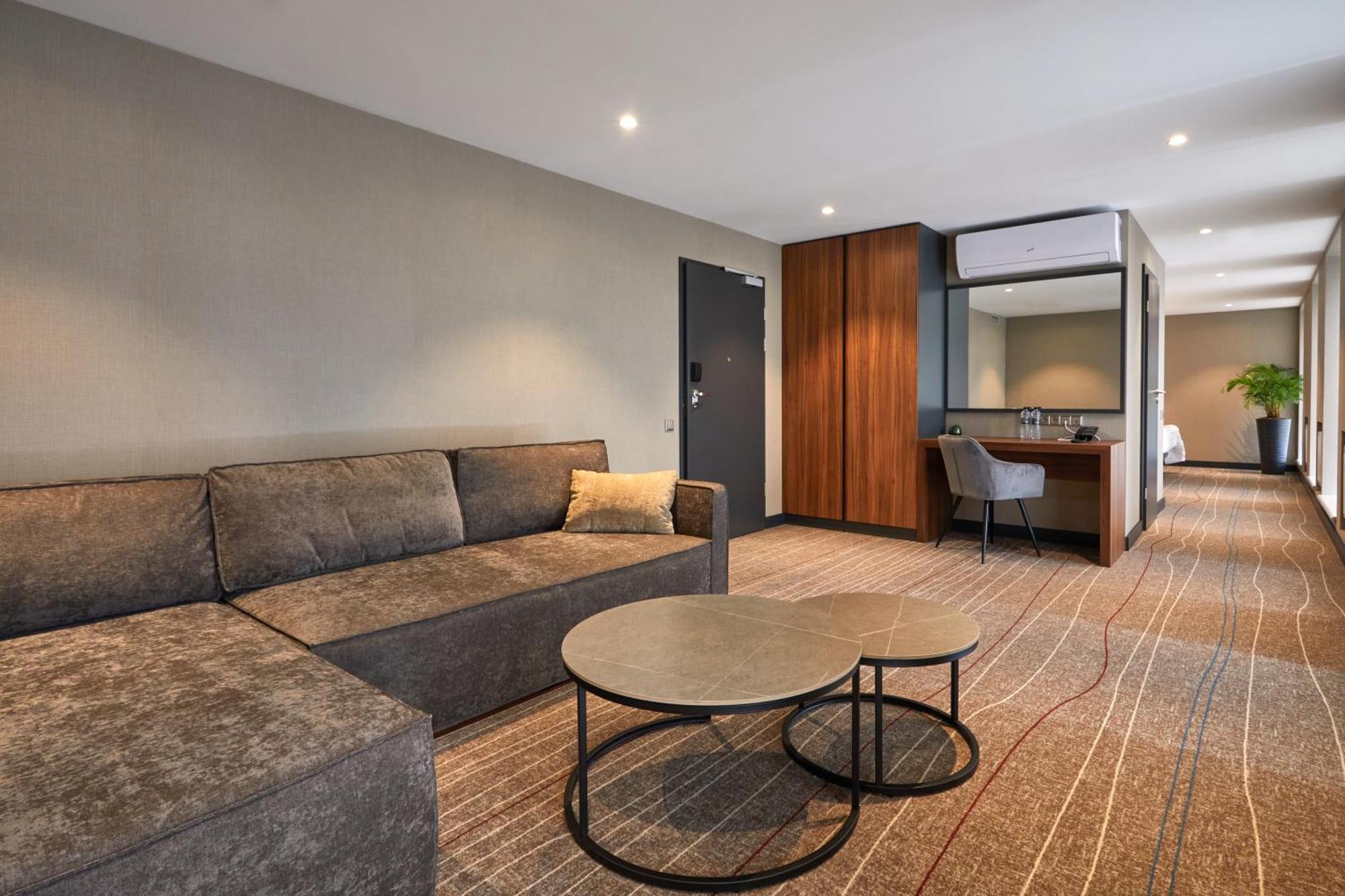 Sky Loft Hotel Kyiv By Rixwell International Ngoại thất bức ảnh