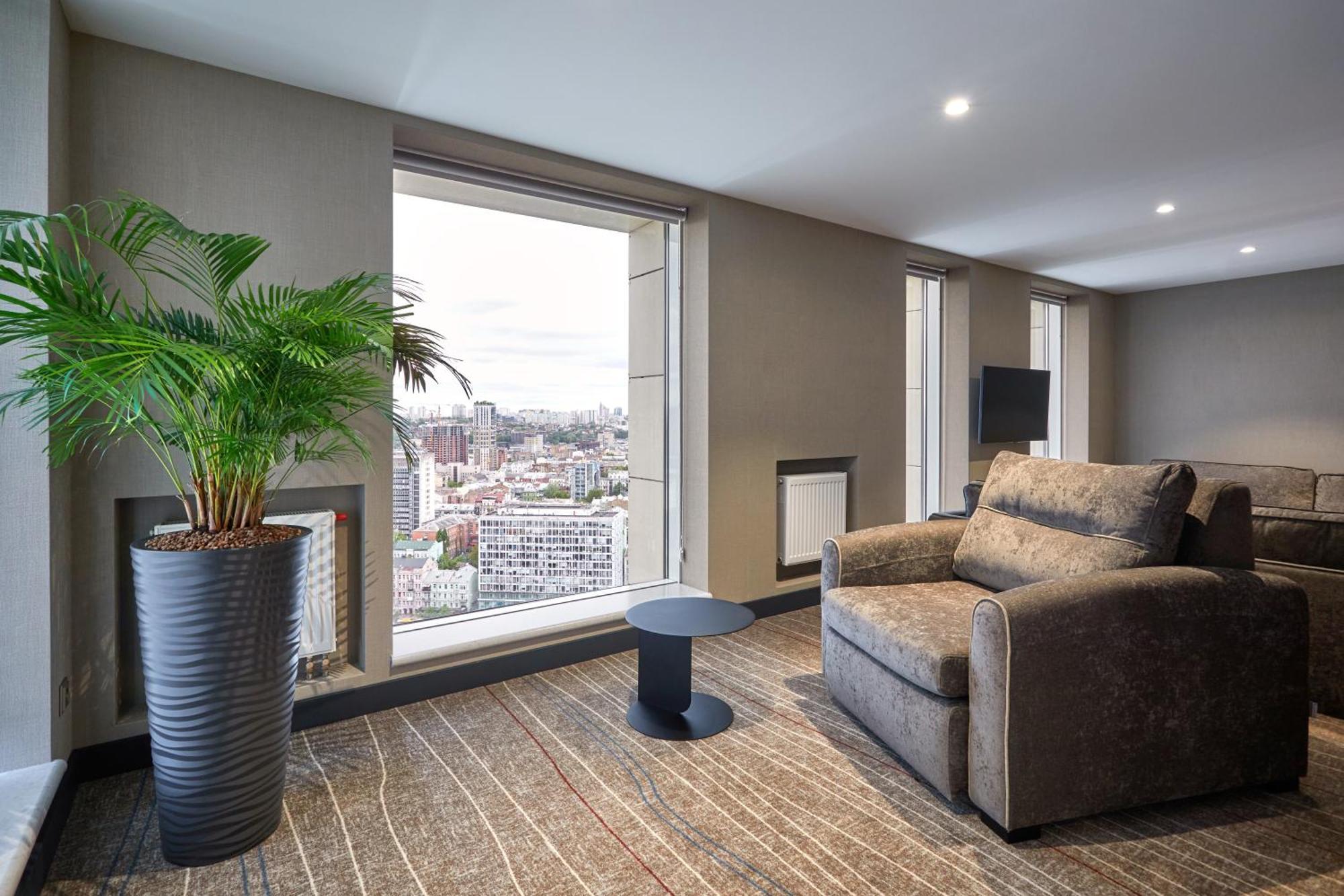 Sky Loft Hotel Kyiv By Rixwell International Ngoại thất bức ảnh