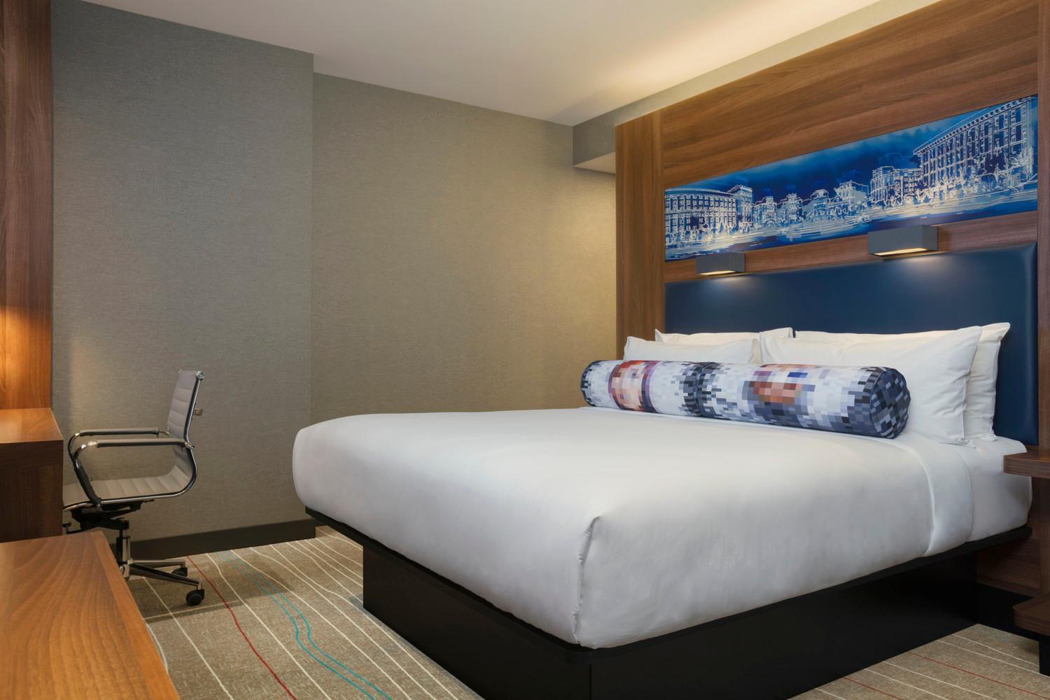 Sky Loft Hotel Kyiv By Rixwell International Phòng bức ảnh
